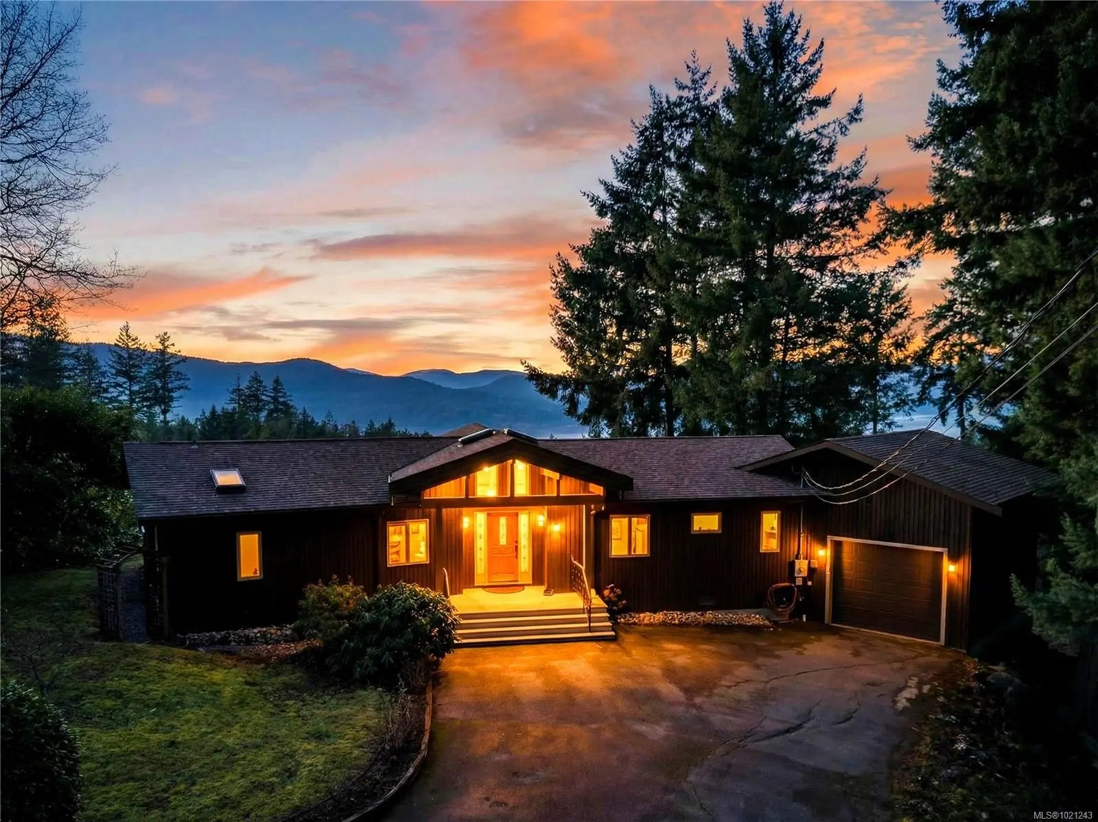 Homes for Sale in Salt Spring, BC