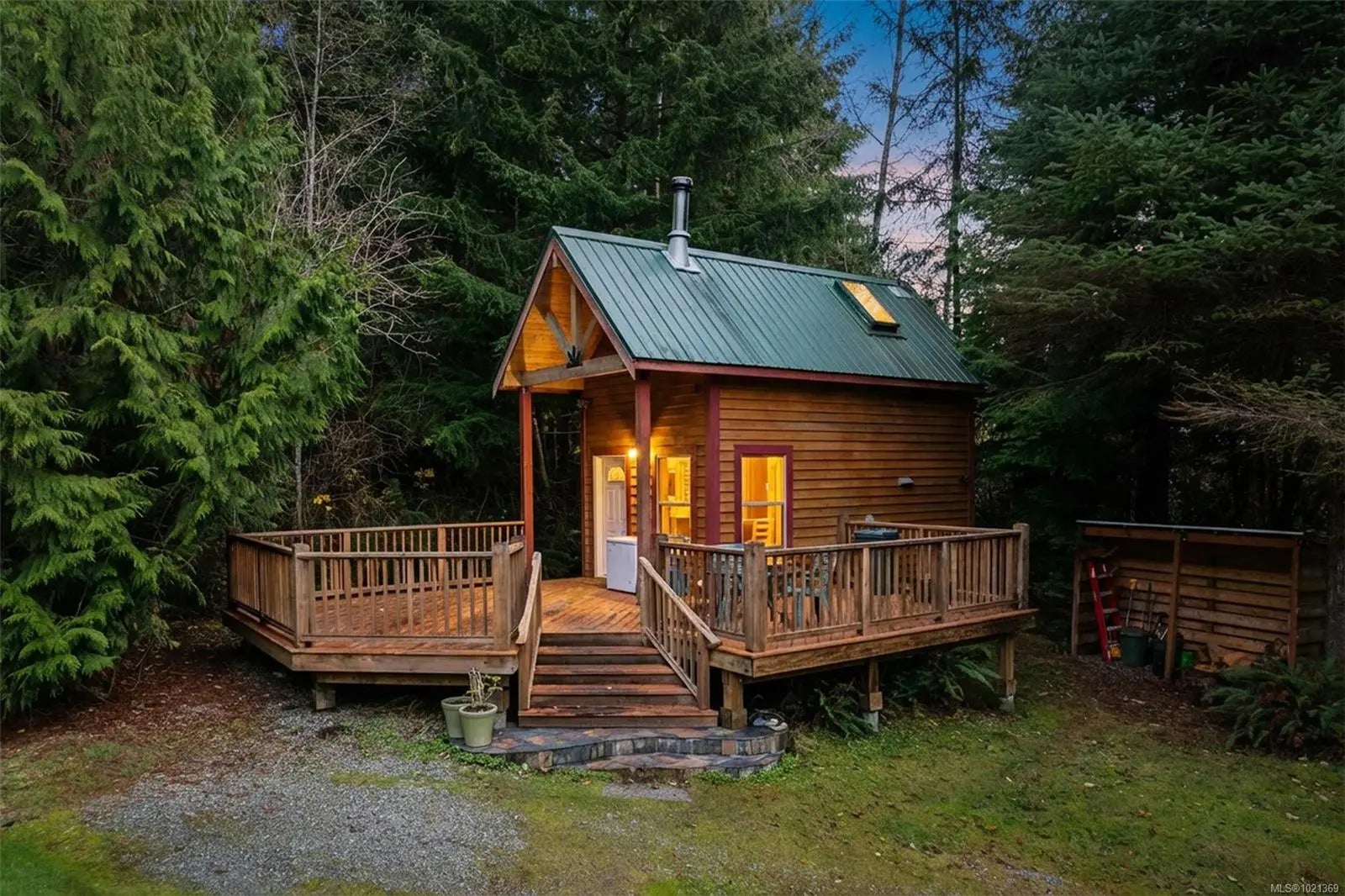 Residential Real Estate for Sale at 2725 Seaside Dr in the city of Sooke by MLS #1021369