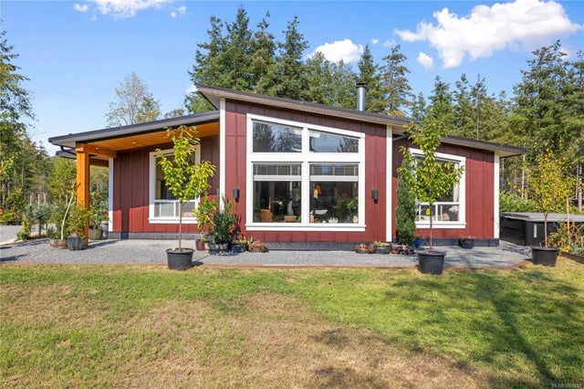 440 Gilbert Rd, Qualicum Beach