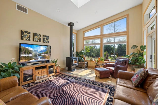 3 of 40 - 440 Gilbert Rd, Qualicum Beach, BC