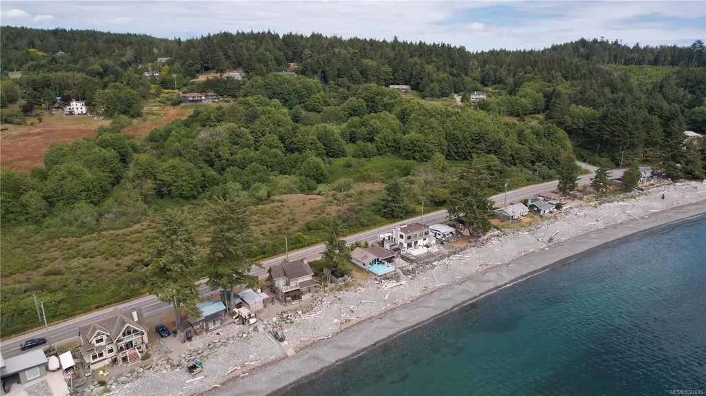 8701 West Coast Rd, Sooke