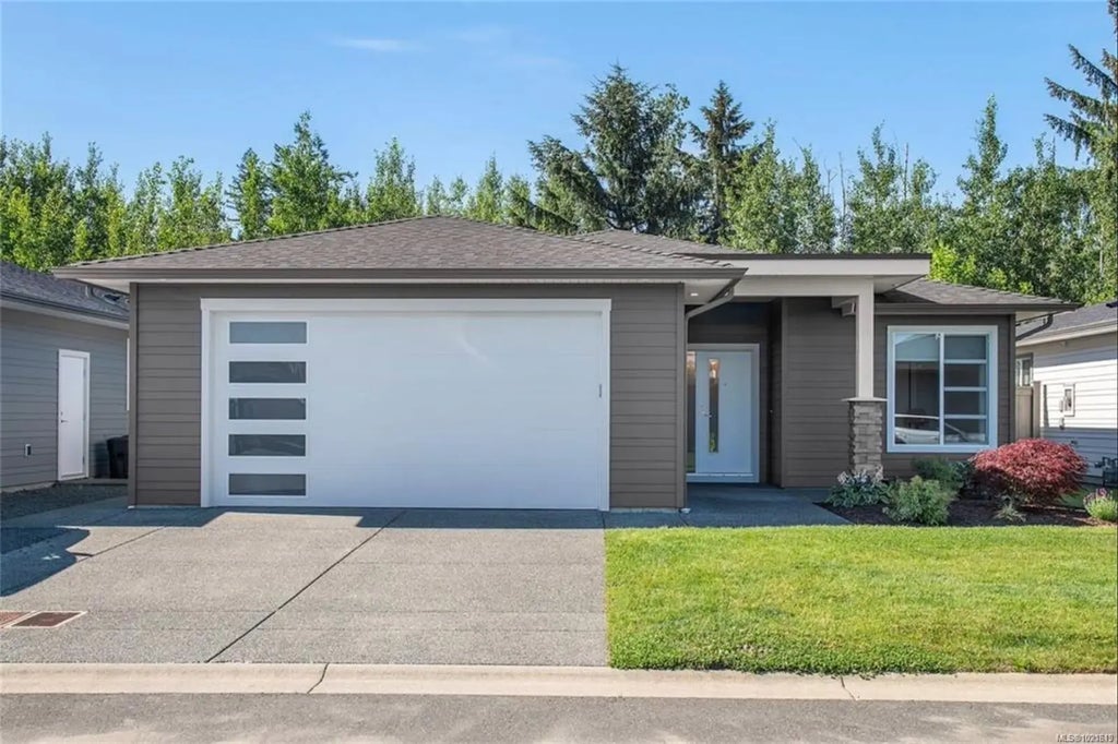 457 Arizona Dr 10, Campbell River