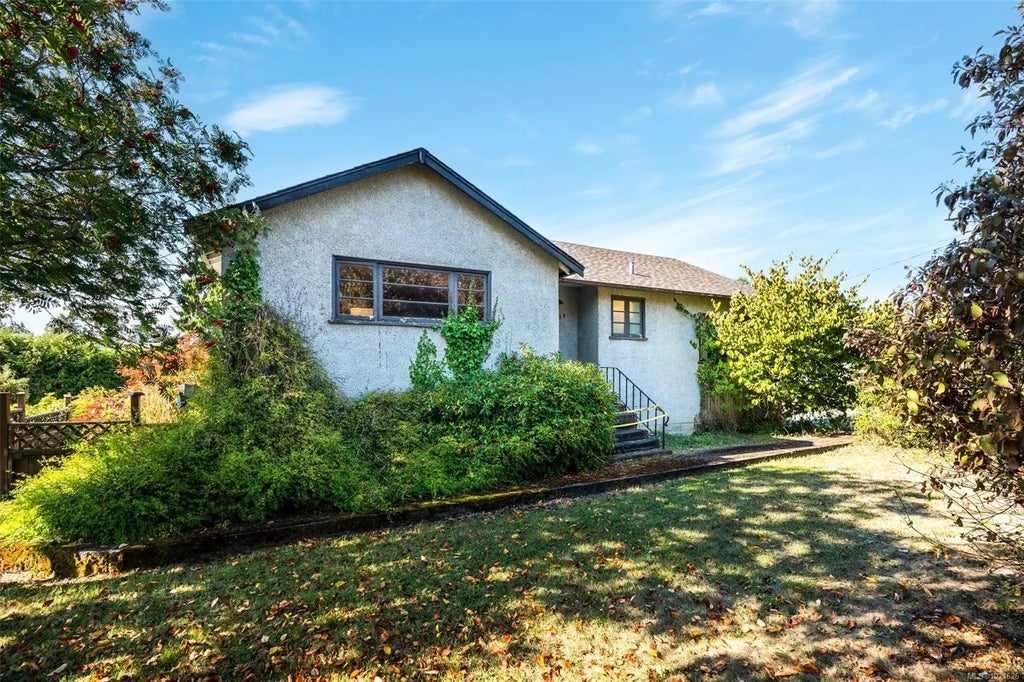 533 View Royal Ave, View Royal