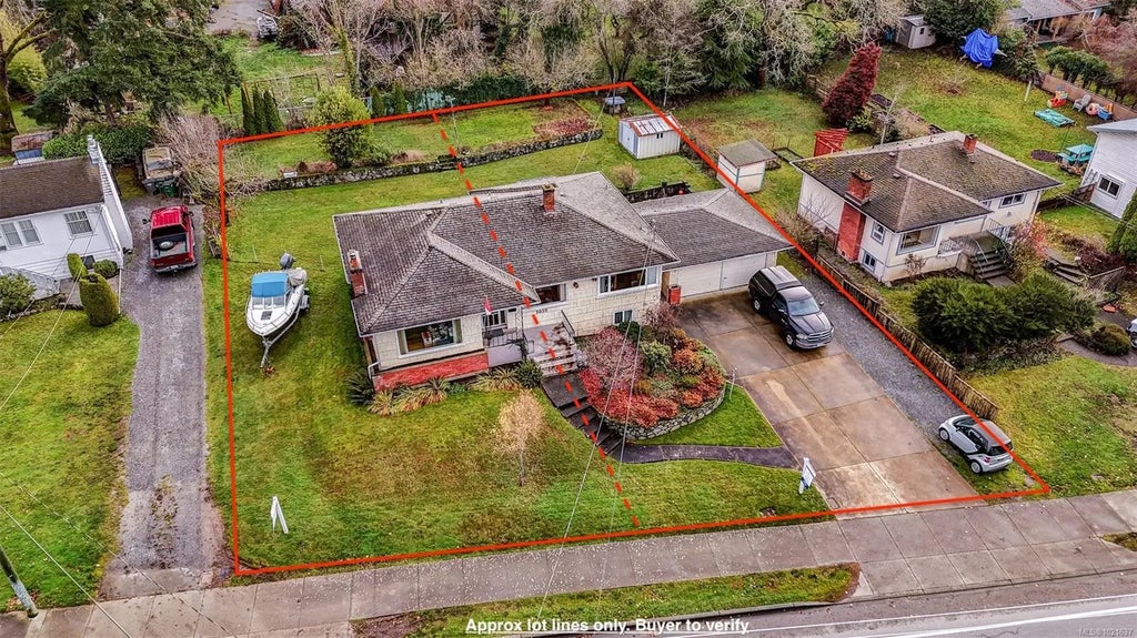3059 Admirals Rd, Saanich