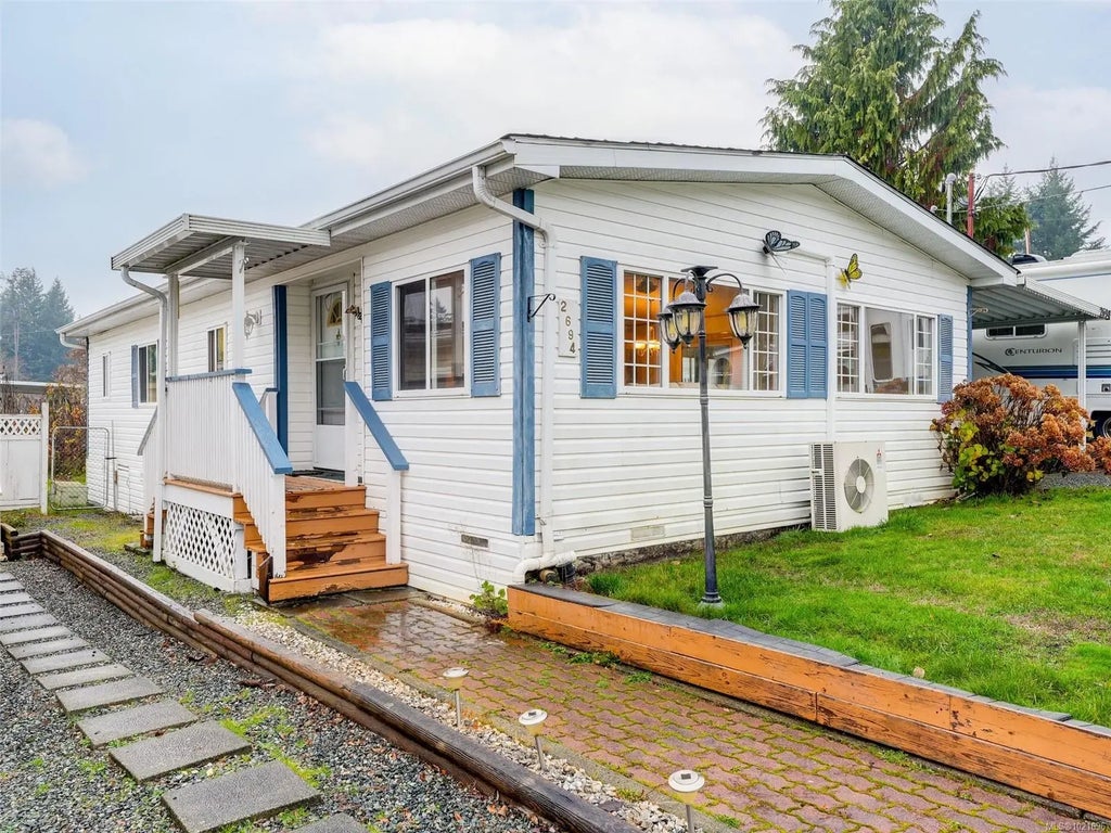 2694 Mathew Pl, Malahat