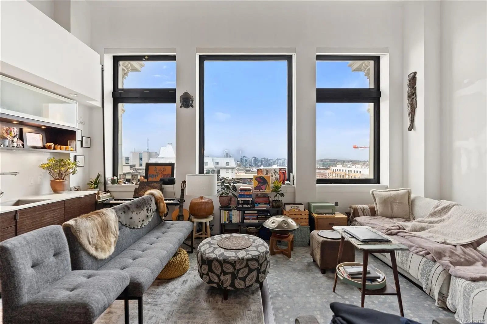 Victoria Homes for Sale in the neighborhood of The Hudson in the Zipcode of V8W 0B8