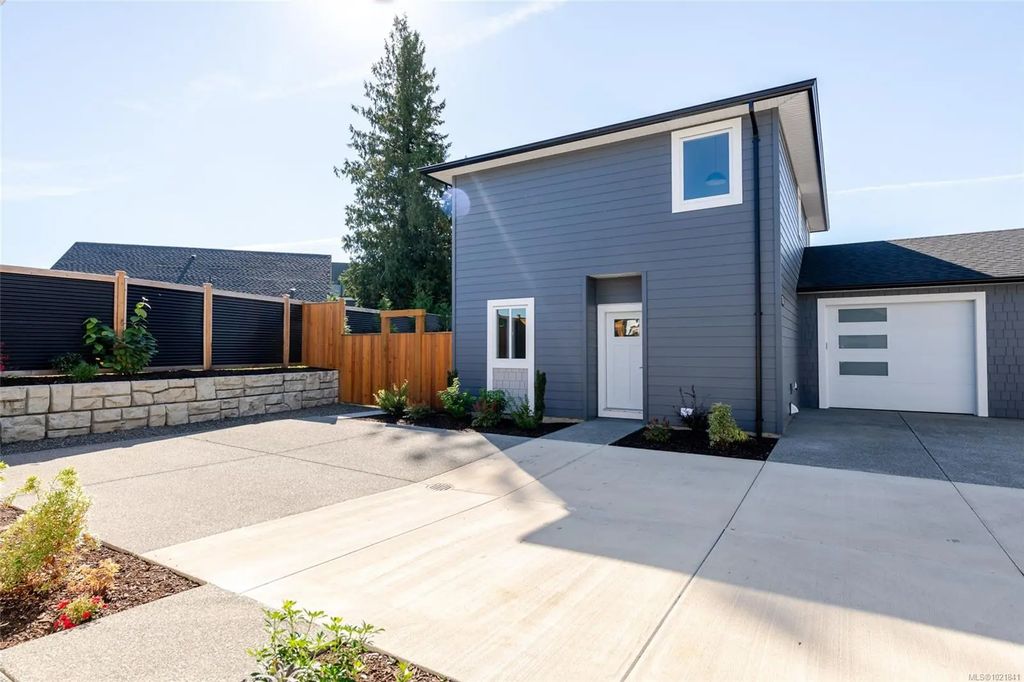 2317 Mcdonald Rd B, Comox