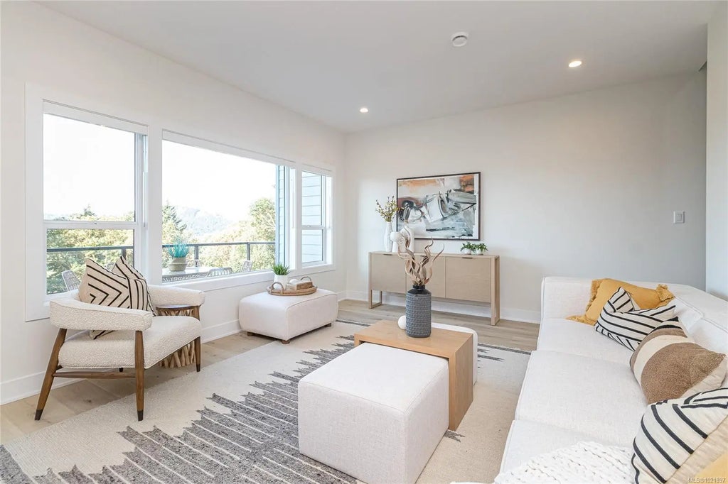 1426 Dolomite Ridge, Langford