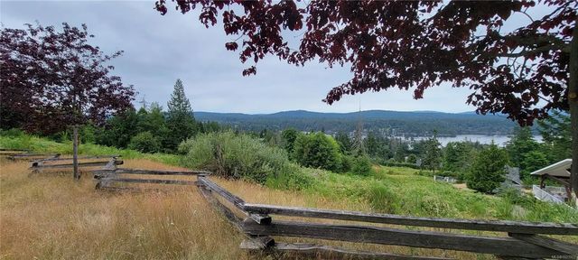2 of 31 - 120 Bishops Walk Rd, Salt Spring, BC