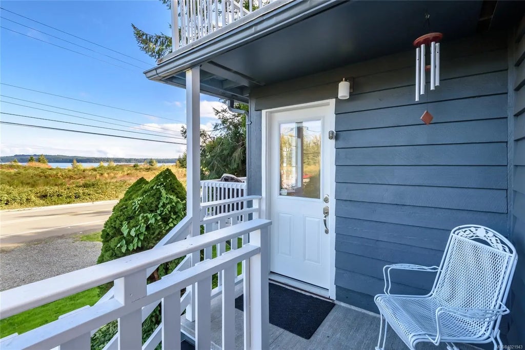 5429 Island Hwy, Union Bay