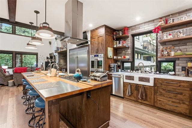 5 of 94 - 1708 Rainforest Lane, Ucluelet, BC