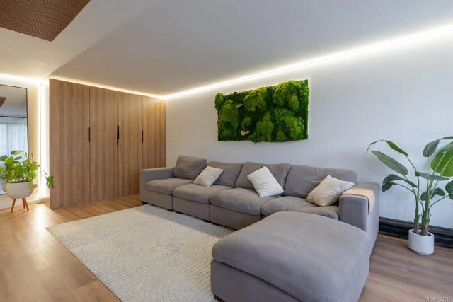 1007 Bowen Rd 2203, Nanaimo