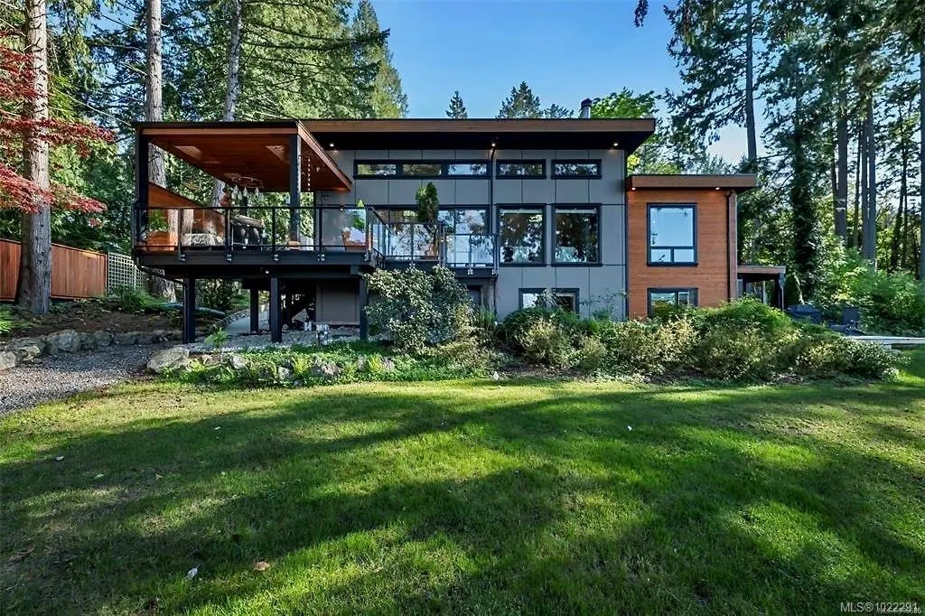 North Saanich Real Estate - MLS # 1022291, Residential real estate for Sale in , MLS Listings # 1022291