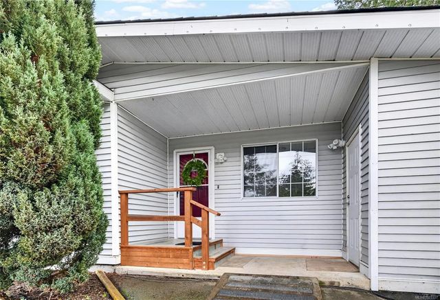 2 of 44 - 183 Maliview Dr, Salt Spring, BC
