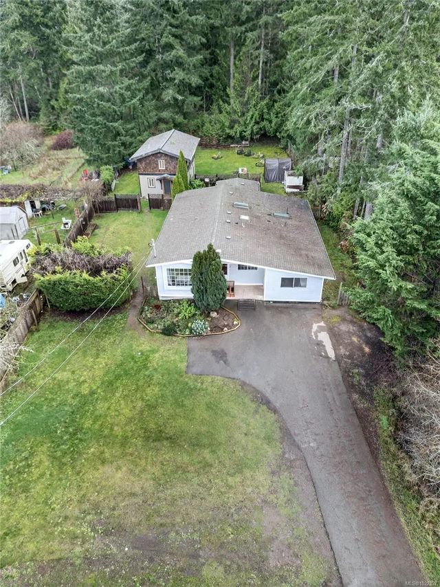 3 of 44 - 183 Maliview Dr, Salt Spring, BC
