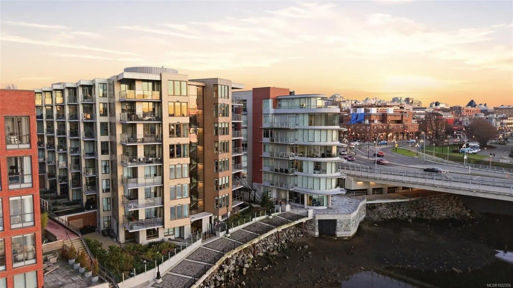 1628 Store St 725, Victoria