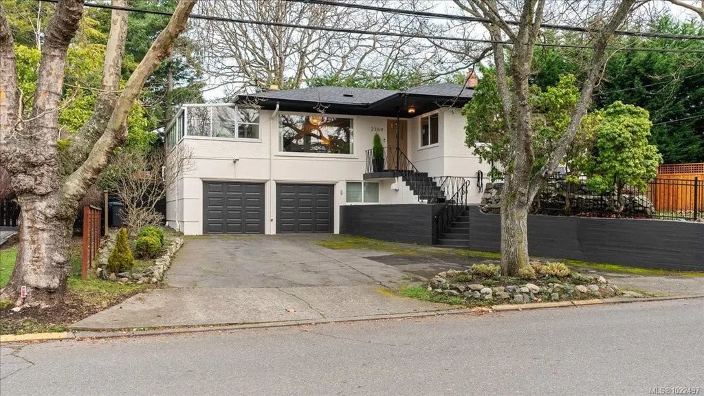 2360 Cranmore Rd, Oak Bay