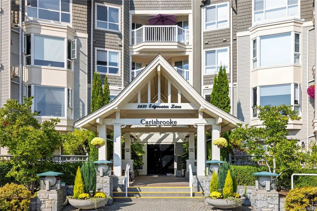 5620 Edgewater Lane 307, Nanaimo