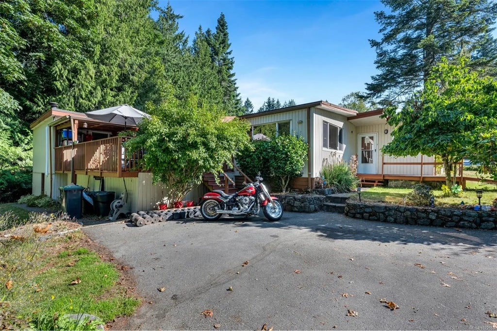 5838 Blythwood Rd 13, Sooke