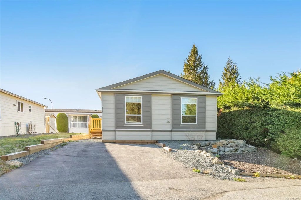 6325 Metral Dr 138, Nanaimo