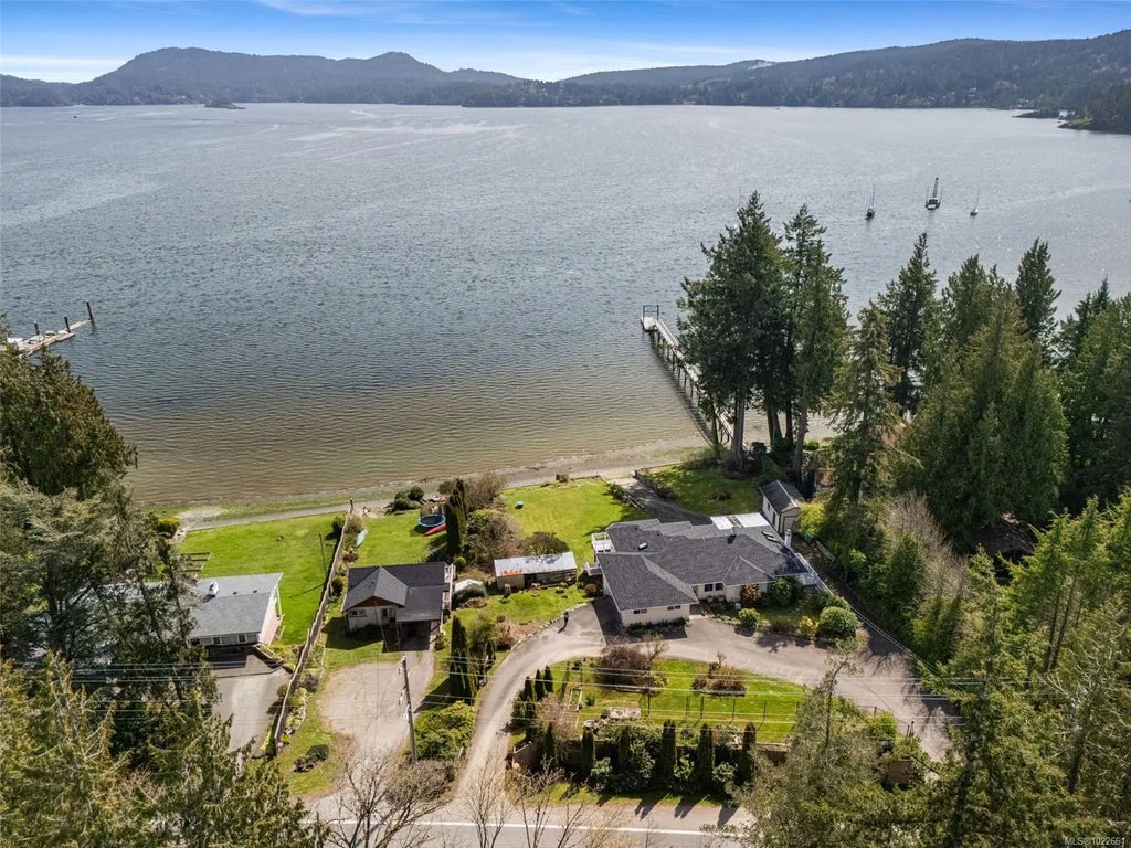 5979 Sooke Rd, Sooke