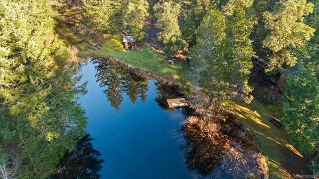 2 of 73 - 405 Hazlitt Creek Rd, Highlands, BC