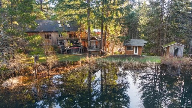 3 of 73 - 405 Hazlitt Creek Rd, Highlands, BC