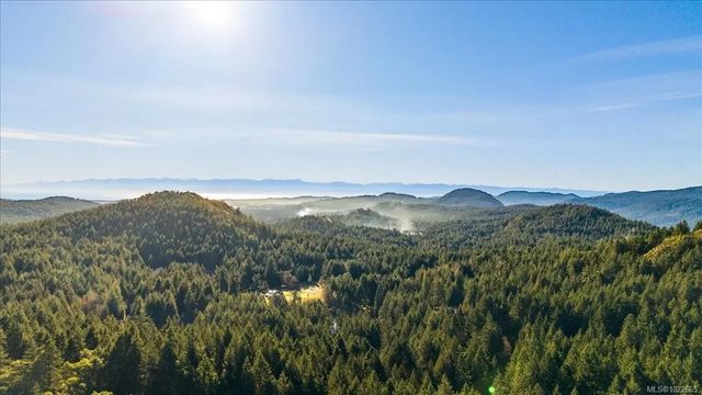 4 of 73 - 405 Hazlitt Creek Rd, Highlands, BC