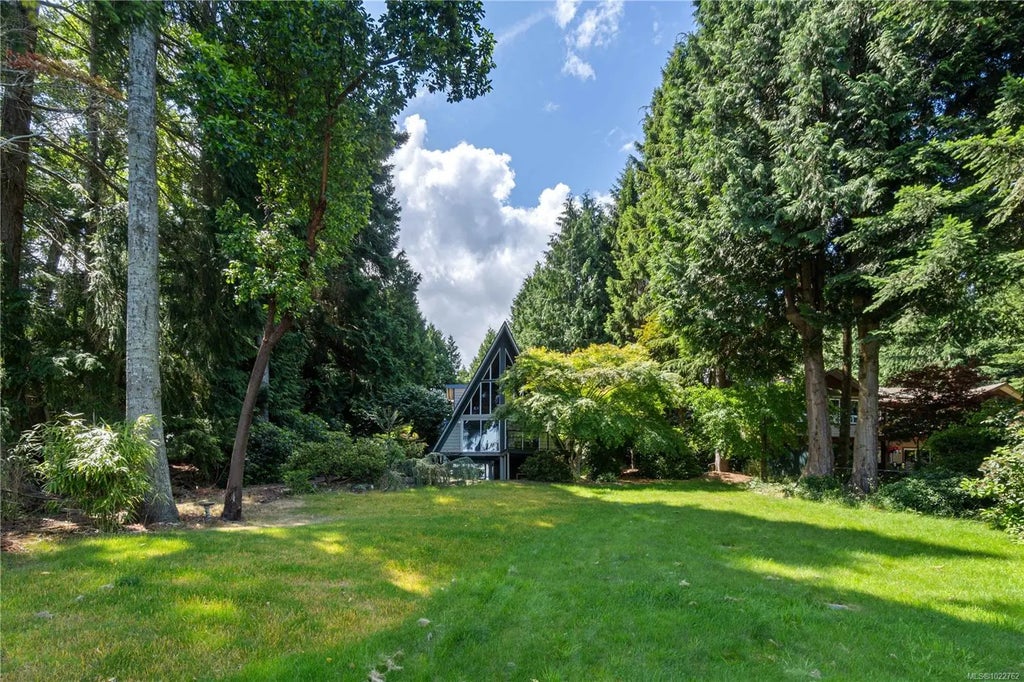 5948 Waldbank Rd, Nanaimo