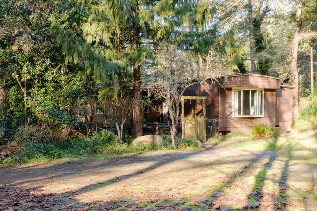 1900 Martin Rd, Gabriola Island