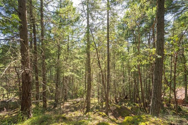 3 of 19 - 3705 Keel Cres, Pender Island, BC