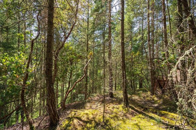 4 of 19 - 3705 Keel Cres, Pender Island, BC