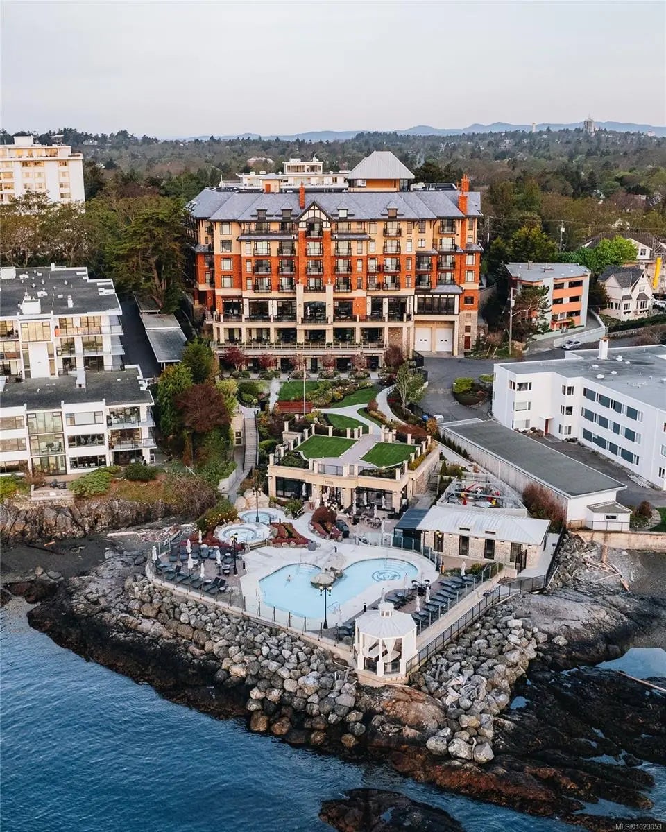 Homes for Sale in Oak Bay, BC