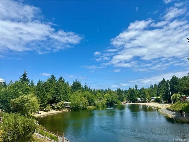 4 of 22 - 2650 Turnbull Rd E5, Qualicum Beach, BC