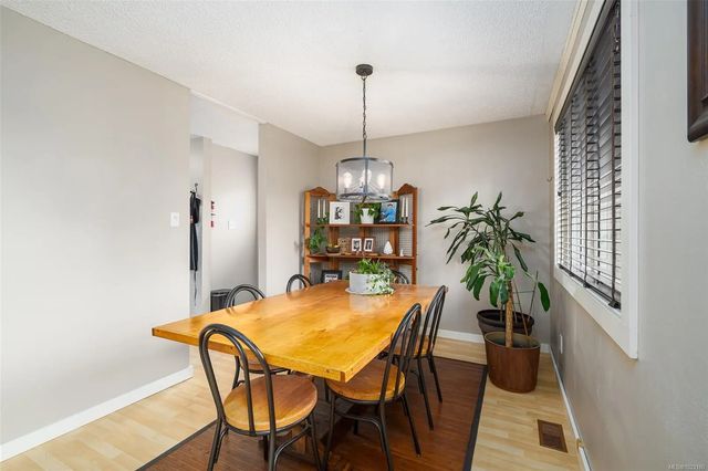 5 of 40 - 561 Macmillan Dr, Sayward, BC