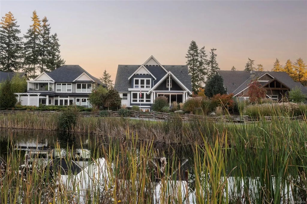 1319 Champions Crt, Langford