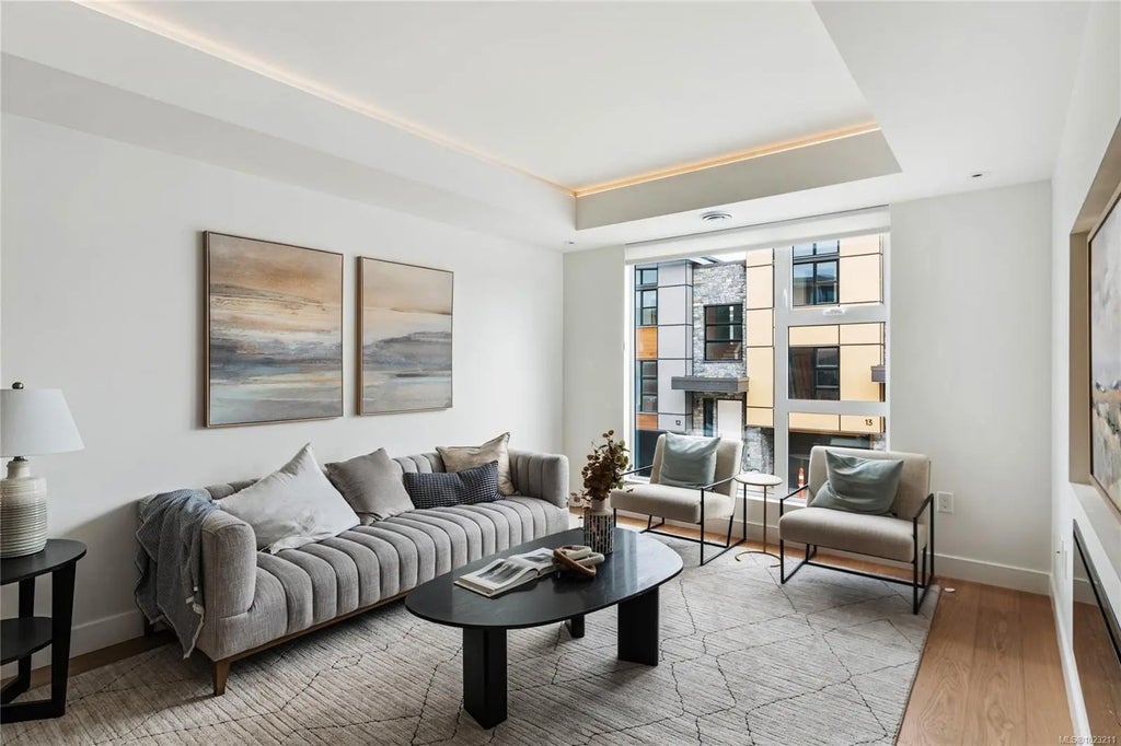 4253 Dieppe Rd 32, Saanich