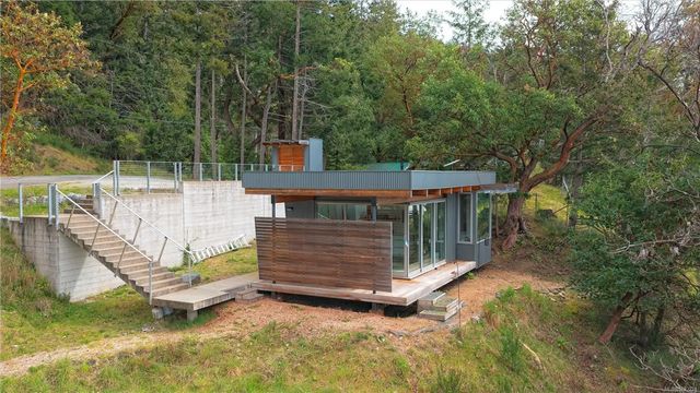 2 of 25 - 240 Old Scott Rd, Salt Spring, BC