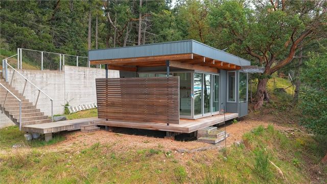 3 of 25 - 240 Old Scott Rd, Salt Spring, BC