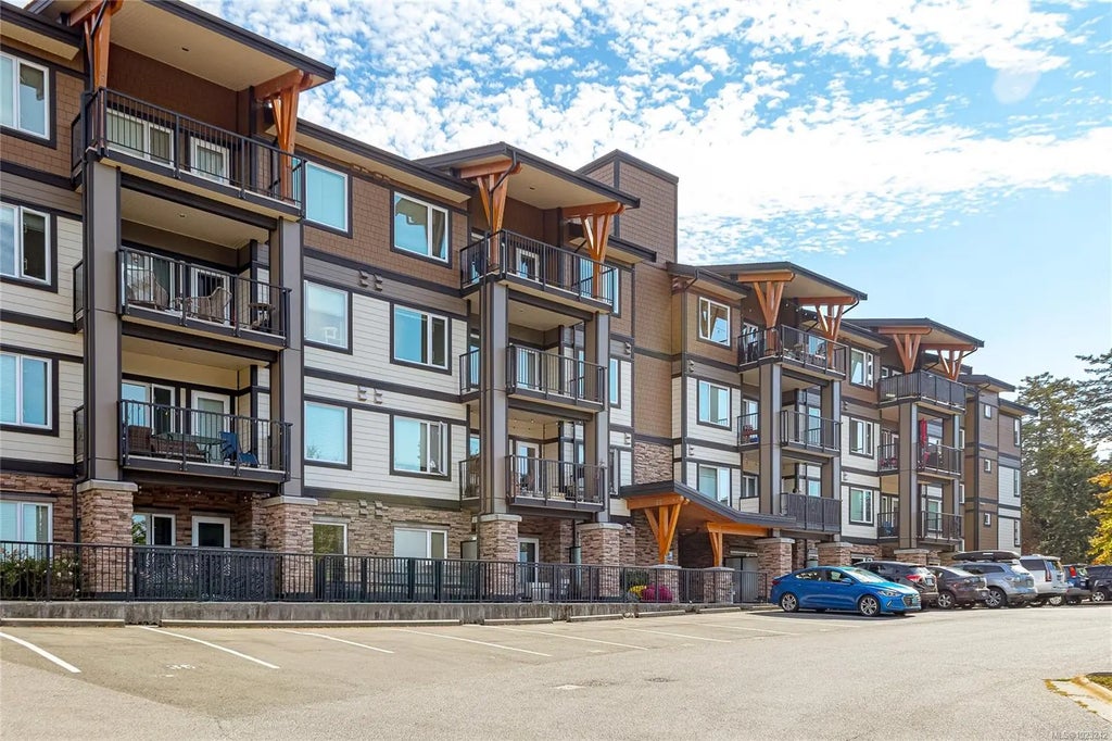 290 Wilfert Rd 303, View Royal