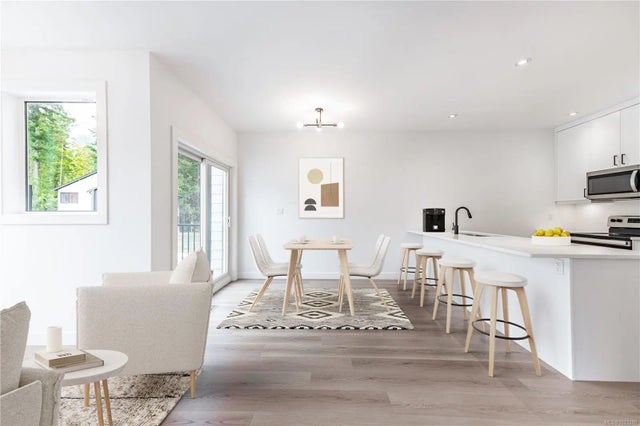 2 of 36 - 110 Plante Cres, Lake Cowichan, BC