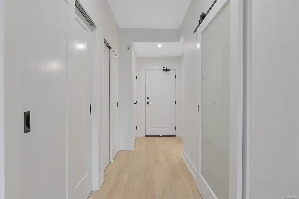 1114 Samar Cres 403, Langford