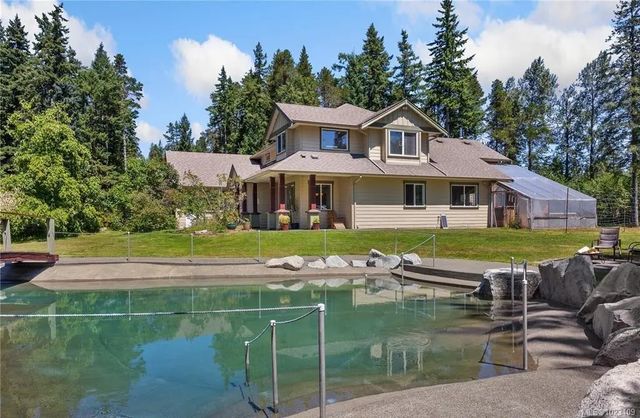2 of 77 - 2156 Coleman Rd, Courtenay, BC