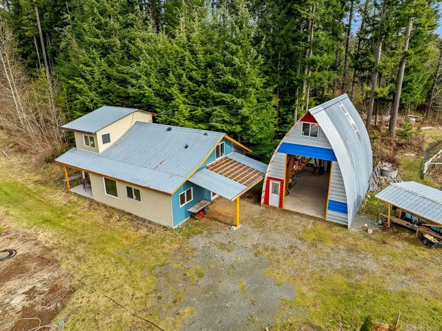 4 of 77 - 2156 Coleman Rd, Courtenay, BC