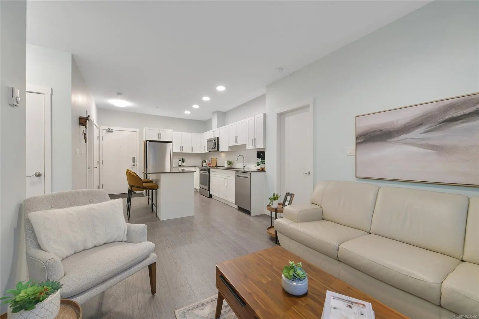 Langford Real Estate - MLS # 1023582, Residential real estate for Sale in , MLS Listings # 1023582