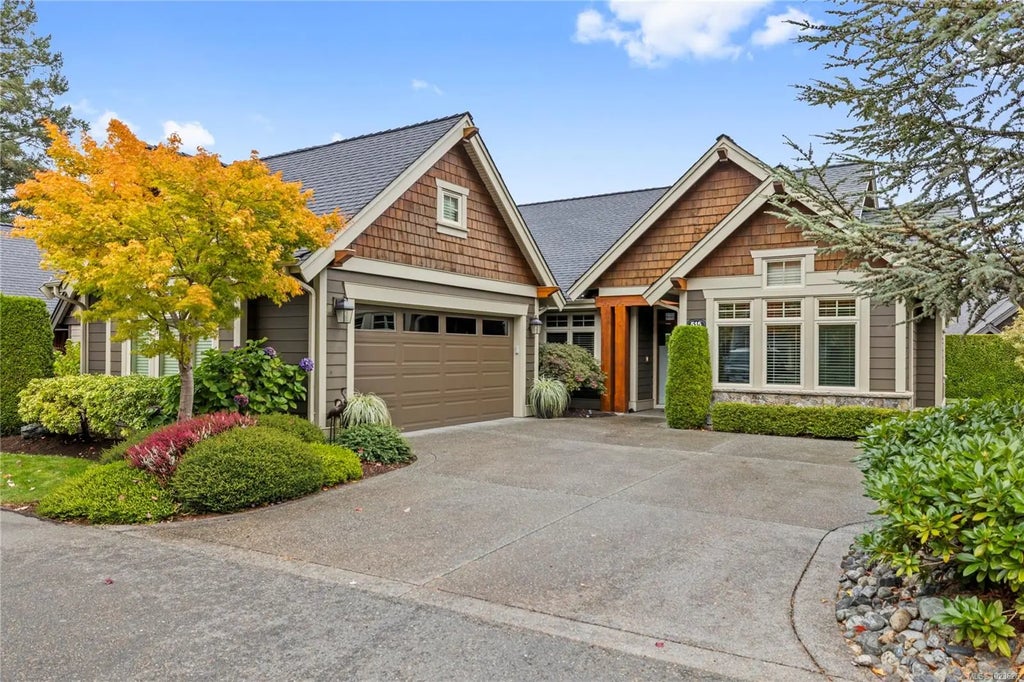 515 Eaglewood Crt, Qualicum Beach