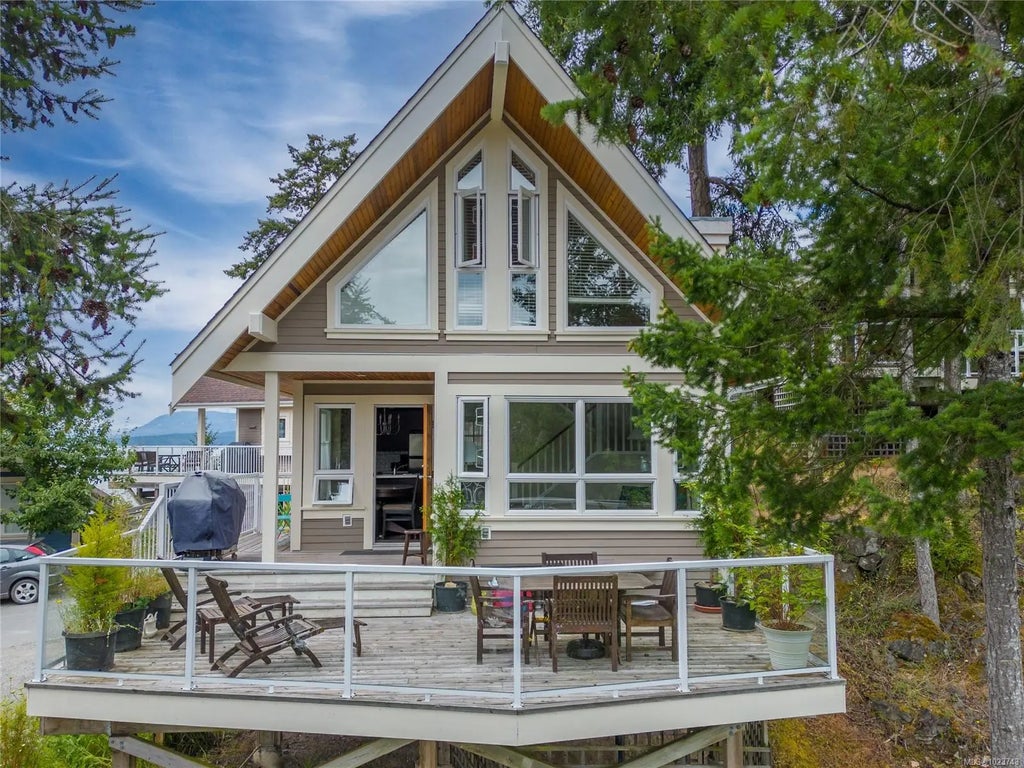 2315 Mackinnon Rd 16c, Pender Island