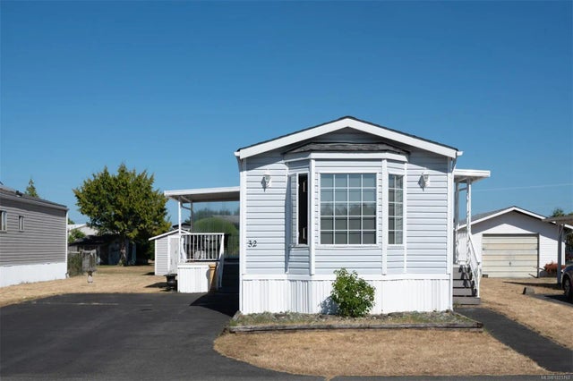 450 Stanford Ave E 32, Parksville