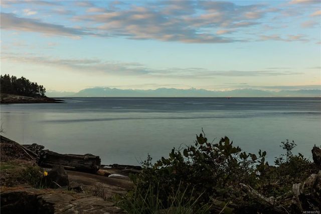 5 of 52 - 281 Bellhouse Rd, Galiano Island, BC