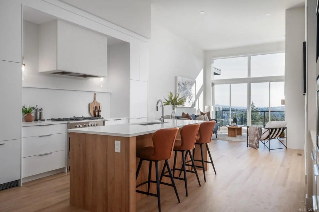 2332 Copper Rock Crt 109, Langford